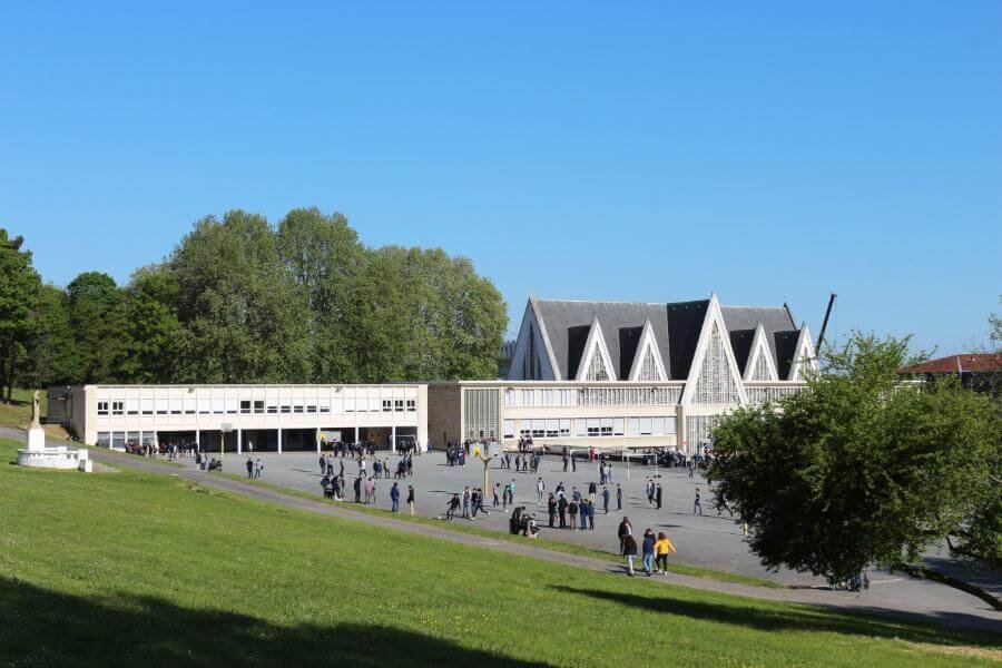 Vasaros stovykla Paryžiuje-Passy